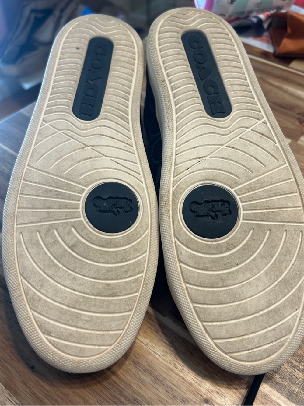 Coach Vintage Women’s Navy/Denim Signature Canvas Low-Top Sneakers - Picture 6 of 6